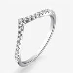 V-Shaped Pavé Ring